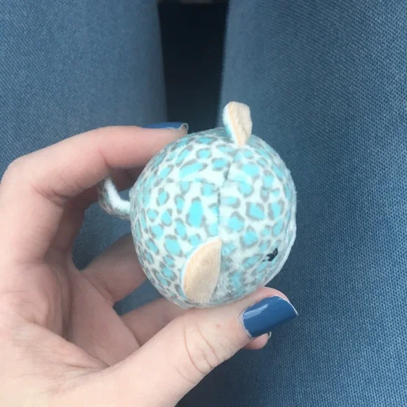 GETTING RID OF - Picture 4 of 4